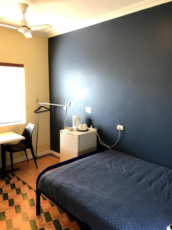 Ocean Beach Backpackers Hostel Περθ Εξωτερικό φωτογραφία